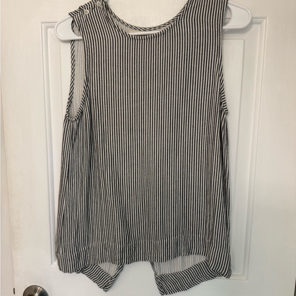 Bella Dahl Gray Asymmetrical Pleated Tank